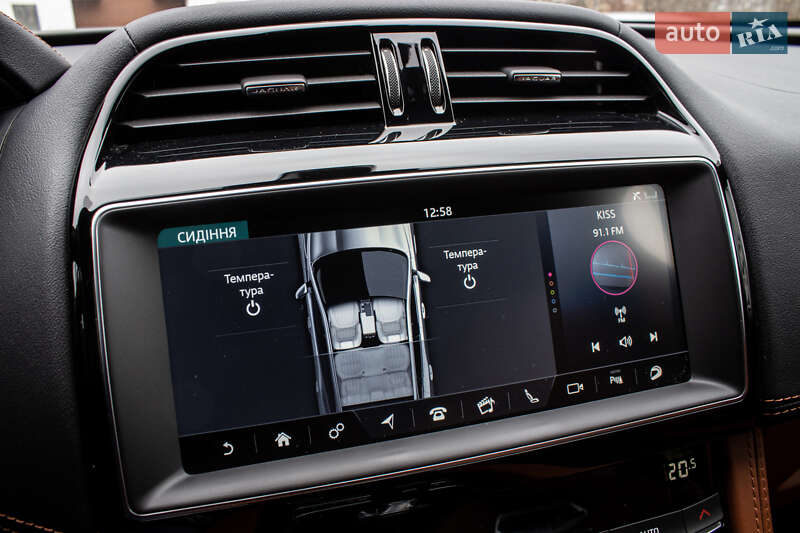 Позашляховик / Кросовер Jaguar F-Pace 2019 в Львові