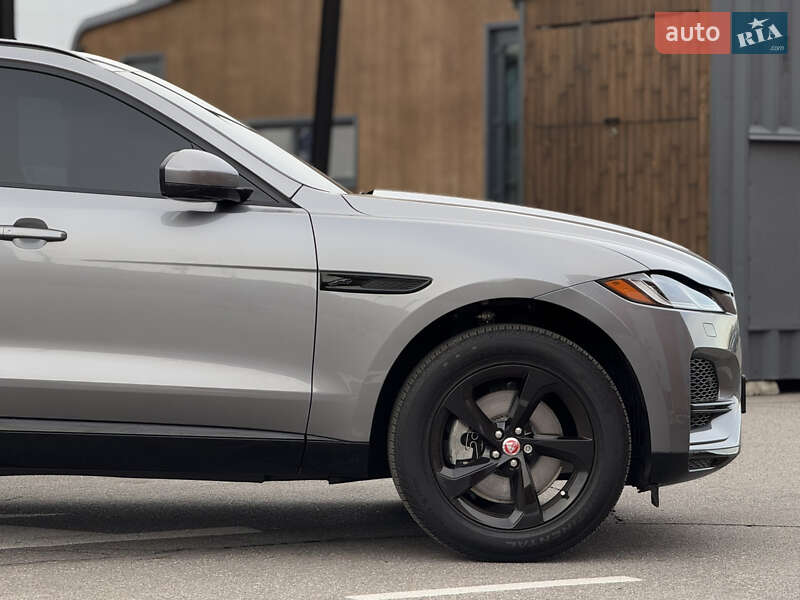 Внедорожник / Кроссовер Jaguar F-Pace 2023 в Киеве