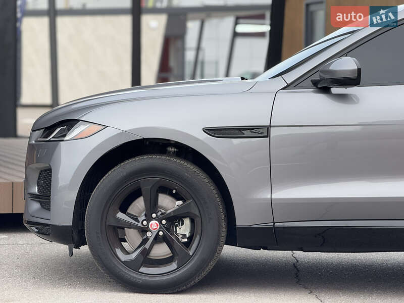 Внедорожник / Кроссовер Jaguar F-Pace 2023 в Киеве