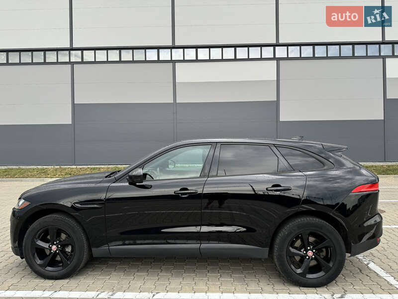 Внедорожник / Кроссовер Jaguar F-Pace 2016 в Ивано-Франковске