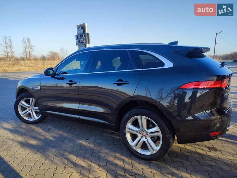 Внедорожник / Кроссовер Jaguar F-Pace 2017 в Ивано-Франковске