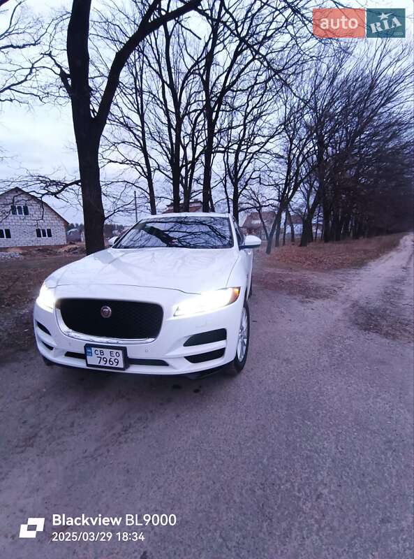 Позашляховик / Кросовер Jaguar F-Pace 2017 в Чернігові фото 23 Позашляховик / Кросовер Jaguar F-Pace 2017 в Чернігові