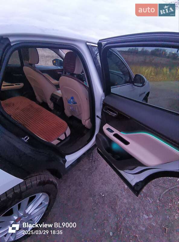 Позашляховик / Кросовер Jaguar F-Pace 2017 в Чернігові фото 4 Позашляховик / Кросовер Jaguar F-Pace 2017 в Чернігові