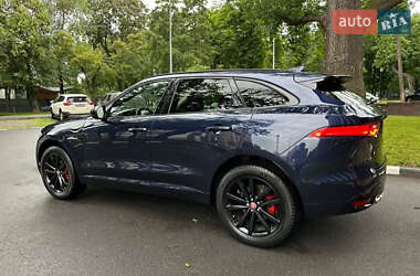 Позашляховик / Кросовер Jaguar F-Pace 2017 в 