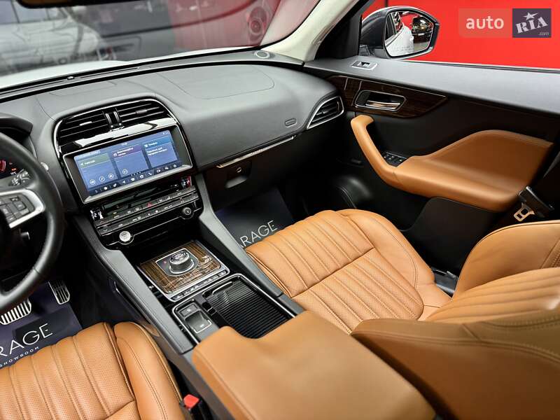 Позашляховик / Кросовер Jaguar F-Pace 2017 в Києві фото 47 Позашляховик / Кросовер Jaguar F-Pace 2017 в Києві