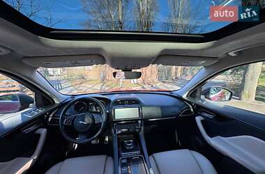 Позашляховик / Кросовер Jaguar F-Pace 2018 в 
