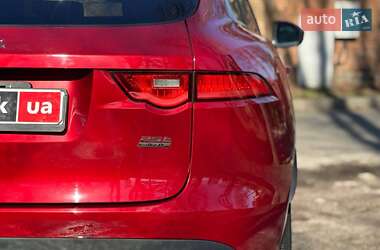 Позашляховик / Кросовер Jaguar F-Pace 2018 в 