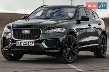 Внедорожник / Кроссовер Jaguar F-Pace 2019 в 
