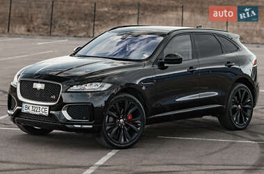 Внедорожник / Кроссовер Jaguar F-Pace 2019 в 