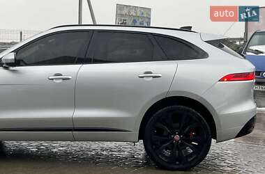 Позашляховик / Кросовер Jaguar F-Pace 2020 в 