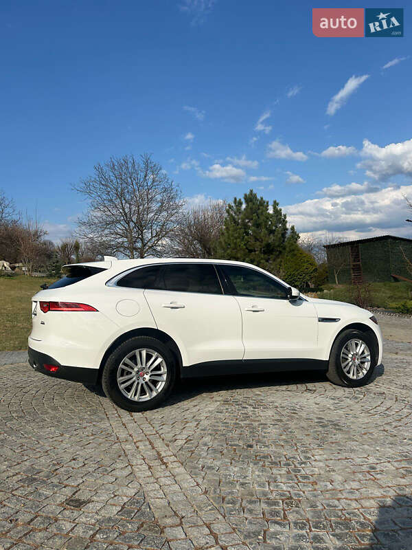 Внедорожник / Кроссовер Jaguar F-Pace 2016 в Киеве