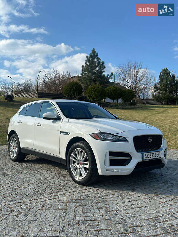 Внедорожник / Кроссовер Jaguar F-Pace 2016 в Киеве
