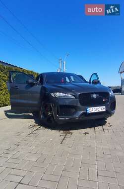 Позашляховик / Кросовер Jaguar F-Pace 2018 в 