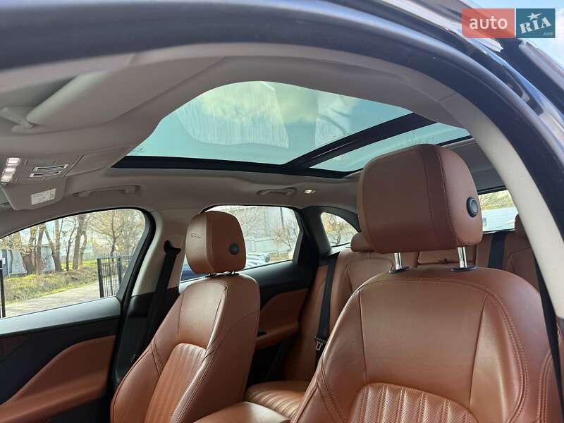 Позашляховик / Кросовер Jaguar F-Pace 2017 в Хмельницькому фото 42 Позашляховик / Кросовер Jaguar F-Pace 2017 в Хмельницькому