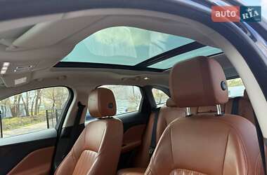 Внедорожник / Кроссовер Jaguar F-Pace 2017 в 