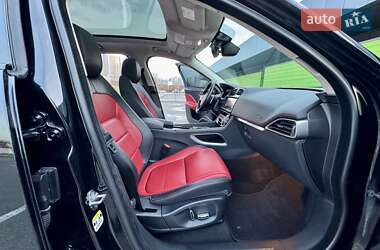 Позашляховик / Кросовер Jaguar F-Pace 2019 в 