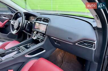 Позашляховик / Кросовер Jaguar F-Pace 2019 в 