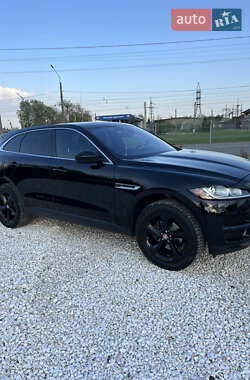Внедорожник / Кроссовер Jaguar F-Pace 2016 в 