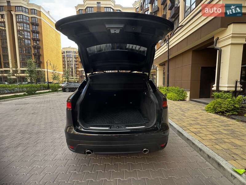 Внедорожник / Кроссовер Jaguar F-Pace 2018 в Киеве