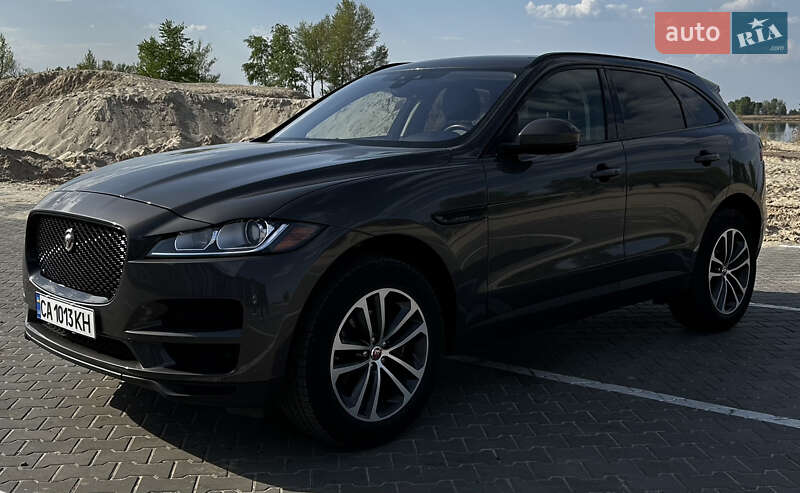 Внедорожник / Кроссовер Jaguar F-Pace 2016 в Черкассах
