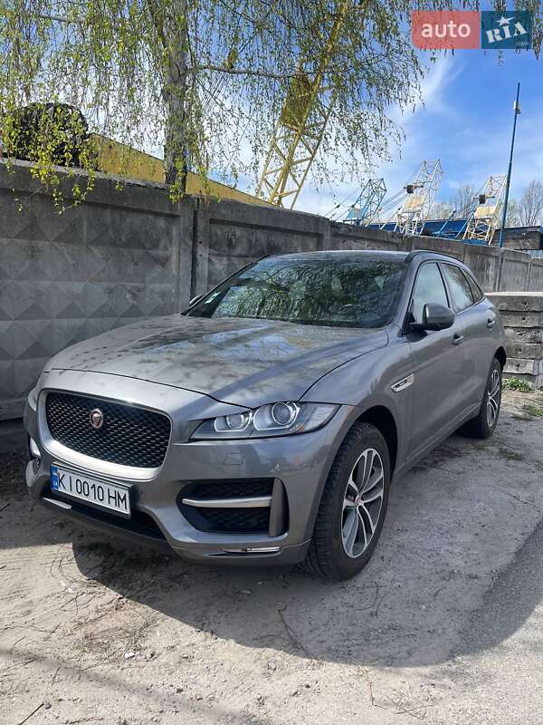 Внедорожник / Кроссовер Jaguar F-Pace 2016 в 