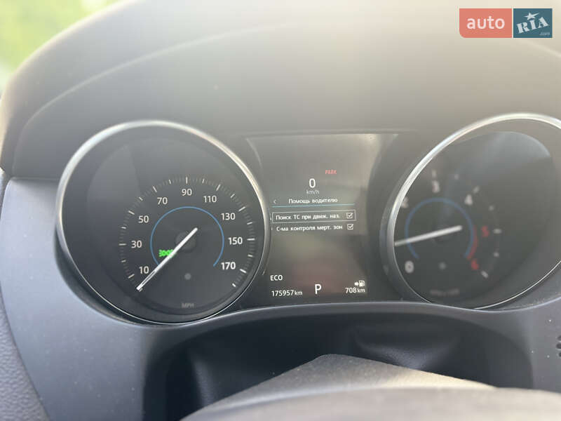 Внедорожник / Кроссовер Jaguar F-Pace 2016 в Стрые фото 36 Внедорожник / Кроссовер Jaguar F-Pace 2016 в Стрые