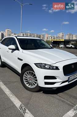 Внедорожник / Кроссовер Jaguar F-Pace 2017 в Киеве