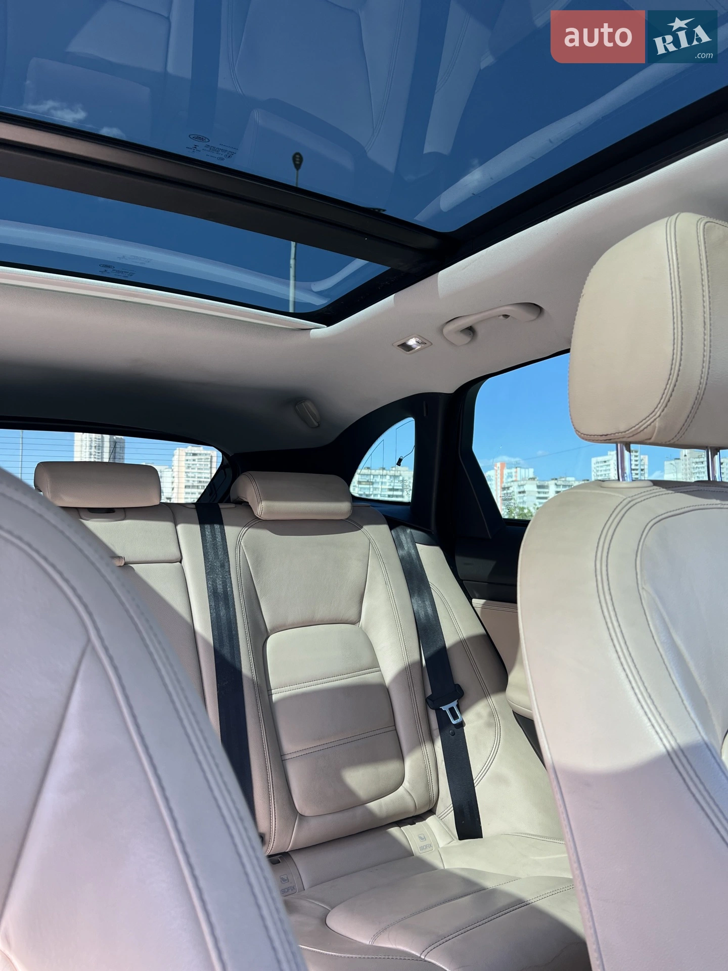 2017 Jaguar F-Pace - мініатюра 18