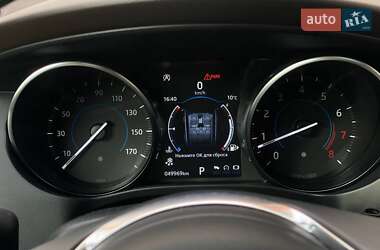 Внедорожник / Кроссовер Jaguar F-Pace 2017 в 