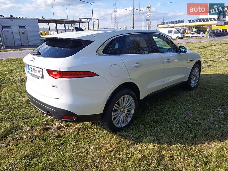 Внедорожник / Кроссовер Jaguar F-Pace 2020 в Киеве