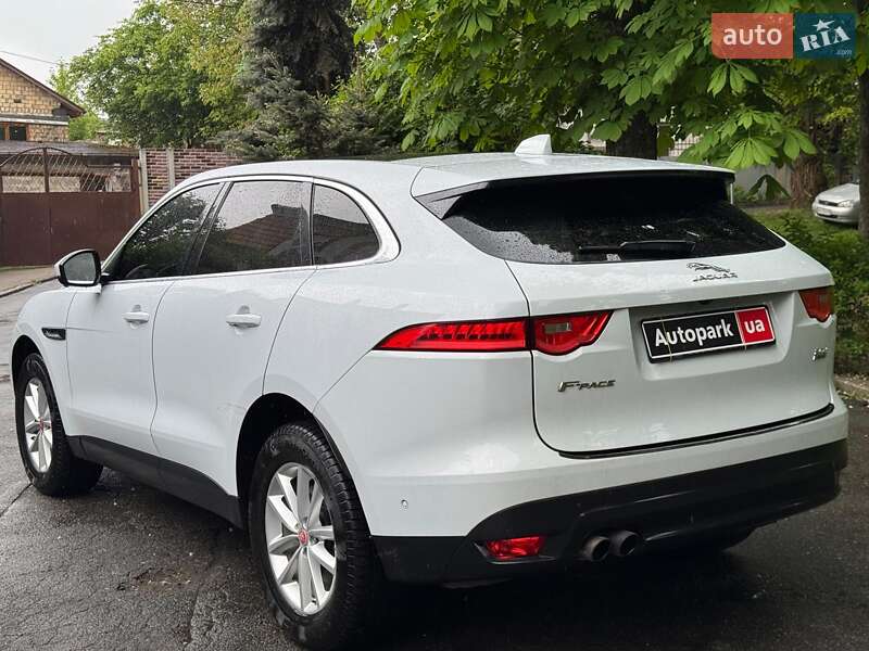 Внедорожник / Кроссовер Jaguar F-Pace 2016 в Киеве