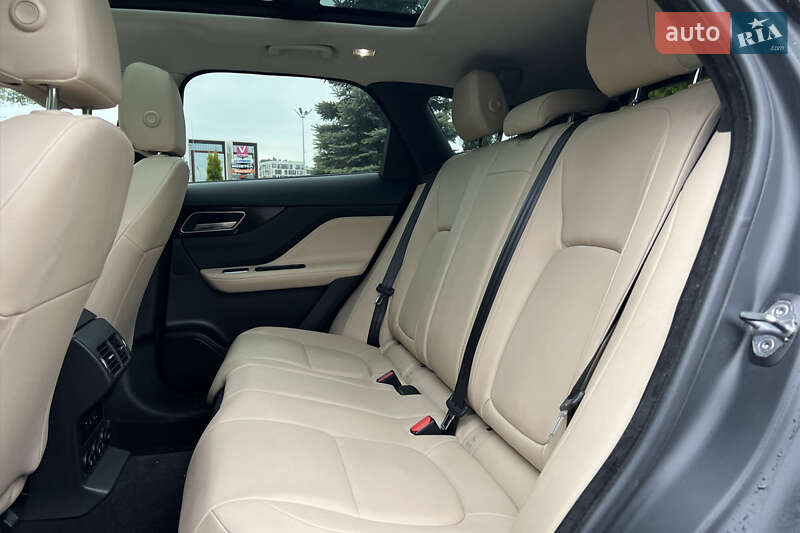 Позашляховик / Кросовер Jaguar F-Pace 2016 в Львові