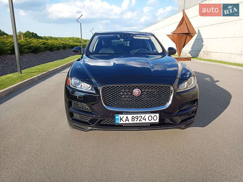 Позашляховик / Кросовер Jaguar F-Pace 2019 в Києві