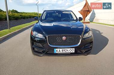Внедорожник / Кроссовер Jaguar F-Pace 2019 в 