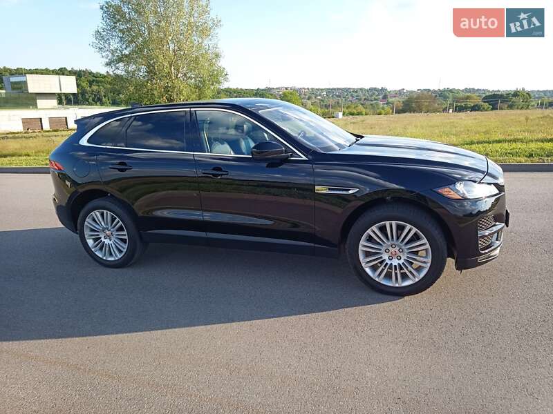 Позашляховик / Кросовер Jaguar F-Pace 2019 в Києві