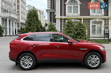 Внедорожник / Кроссовер Jaguar F-Pace 2017 в 