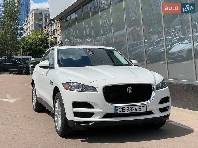 Внедорожник / Кроссовер Jaguar F-Pace 2019 в 