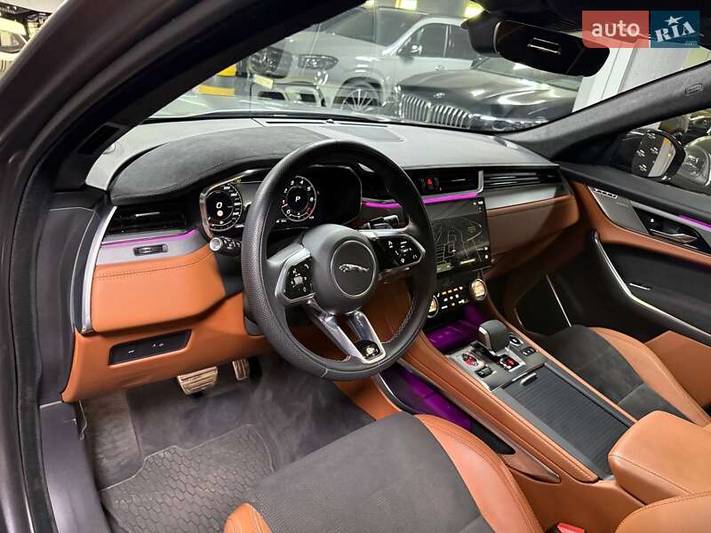 Внедорожник / Кроссовер Jaguar F-Pace 2022 в Киеве