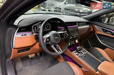 Внедорожник / Кроссовер Jaguar F-Pace 2022 в 