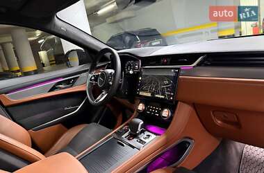 Внедорожник / Кроссовер Jaguar F-Pace 2022 в 