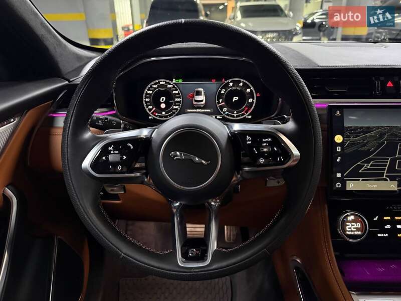 Внедорожник / Кроссовер Jaguar F-Pace 2022 в Киеве