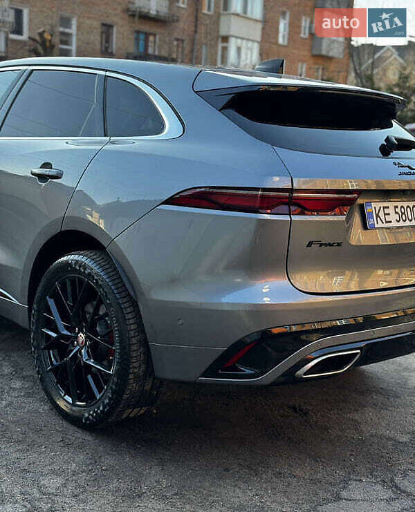 Позашляховик / Кросовер Jaguar F-Pace 2020 в Києві