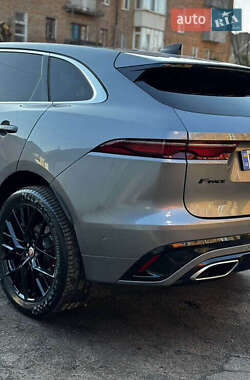 Позашляховик / Кросовер Jaguar F-Pace 2020 в 