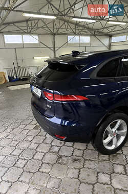 Позашляховик / Кросовер Jaguar F-Pace 2017 в 
