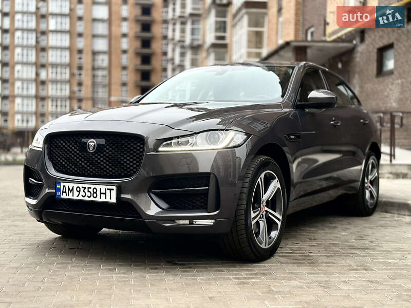 Позашляховик / Кросовер Jaguar F-Pace 2016 в Житомирі