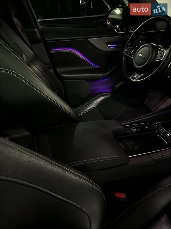 Внедорожник / Кроссовер Jaguar F-Pace 2016 в Днепре
