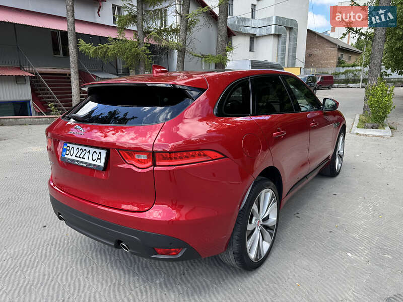 Внедорожник / Кроссовер Jaguar F-Pace 2018 в Тернополе
