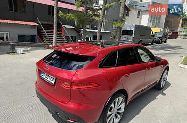 Внедорожник / Кроссовер Jaguar F-Pace 2018 в 