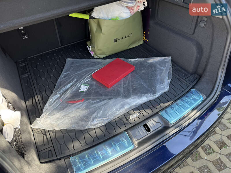 Внедорожник / Кроссовер Jaguar F-Pace 2021 в Одессе фото 22 Внедорожник / Кроссовер Jaguar F-Pace 2021 в Одессе