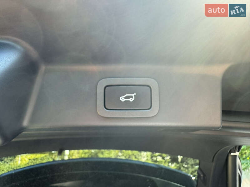 Внедорожник / Кроссовер Jaguar F-Pace 2021 в Одессе фото 24 Внедорожник / Кроссовер Jaguar F-Pace 2021 в Одессе